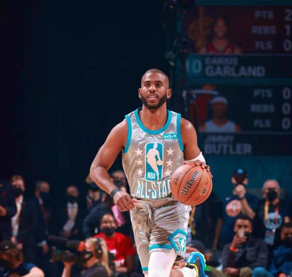 一年一度的 一年一度的