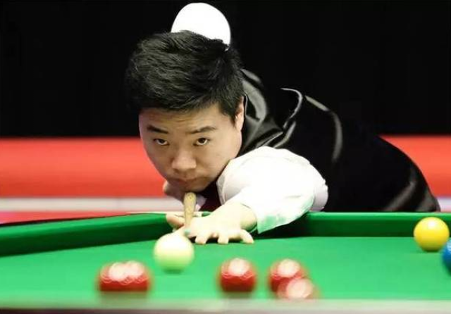 的进攻箭头 的进攻箭头