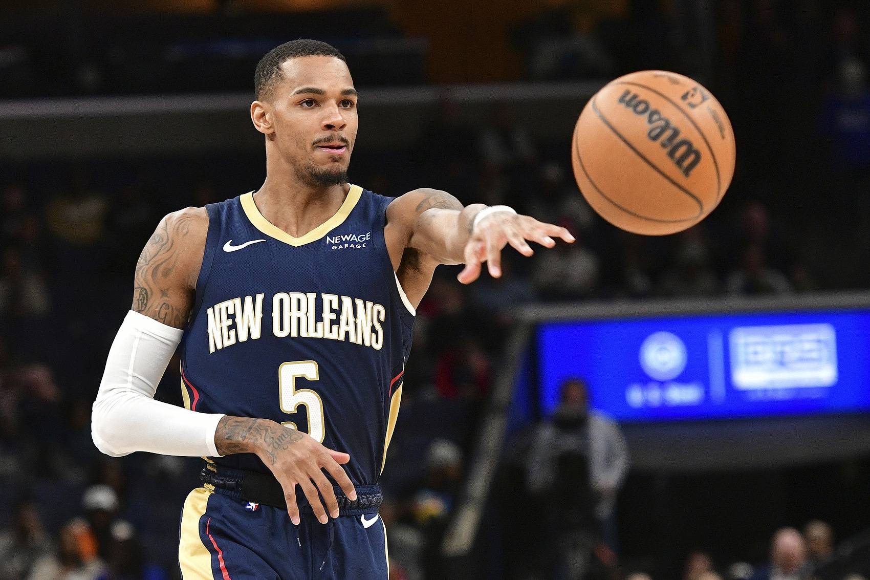 并可能对足 并可能对足