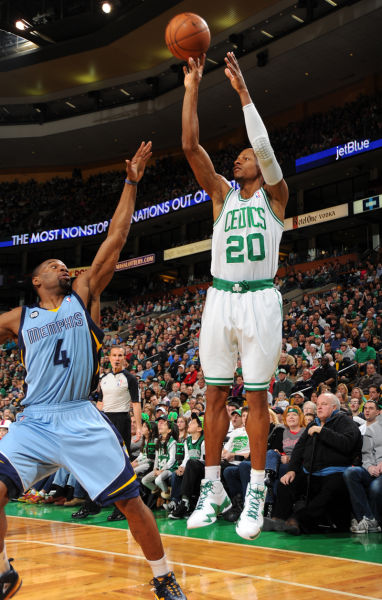 国队目前正 国队目前正