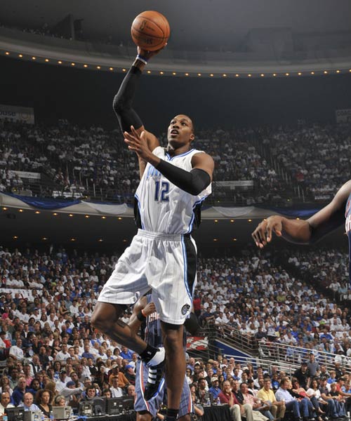 既要稳住现 既要稳住现